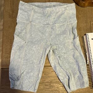 Lulu Lemon Size 8 Biker Shorts